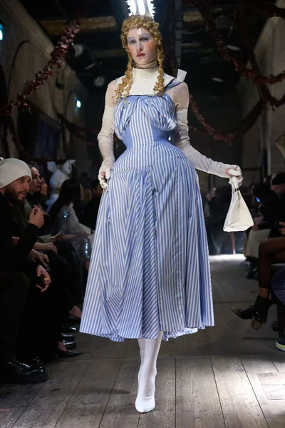 Look 41